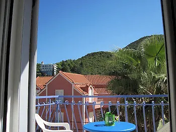 Apart Otel Anemos & 3*
