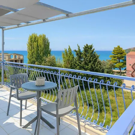Apart Otel Anemos & 3*