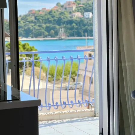 Apart Otel Anemos & Poros (Kefalonia)