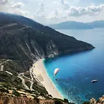 Anemos & Poros (Kefalonia)