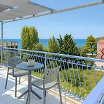 Apartmanhotel Anemos & 3*