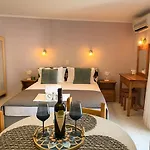Apartmanhotel Anemos & 3*