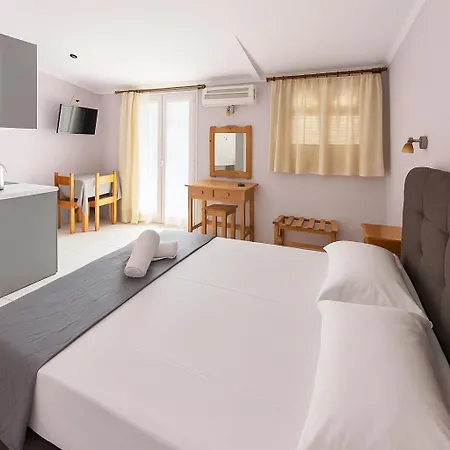 Anemos & Lägenhetshotell Poros (Kefalonia)