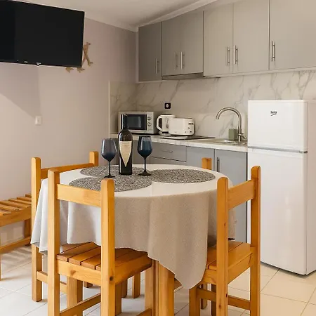 Anemos & 3* Poros (Kefalonia)