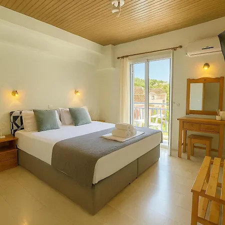 Anemos & 3* Poros (Kefalonia)