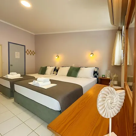 Anemos & Lägenhetshotell Poros (Kefalonia)