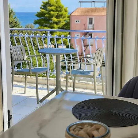 Anemos & Aparthotel Poros (Kefalonia)