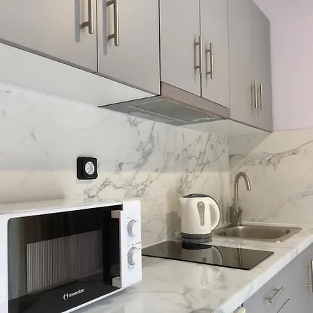 Anemos & Poros (Kefalonia)