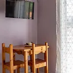 Anemos & מלון דירות