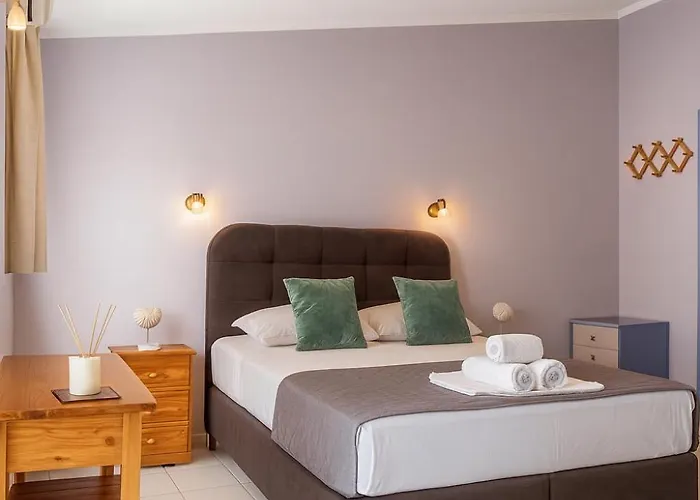 Anemos & Apartmanhotel 3*